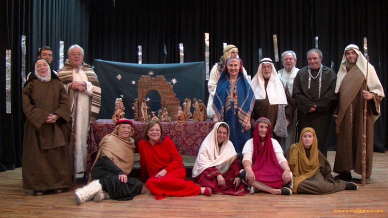 151227 Xto Homenaje a las familias. Vamos a poner un Nacimiento (79) Grupo de teatro