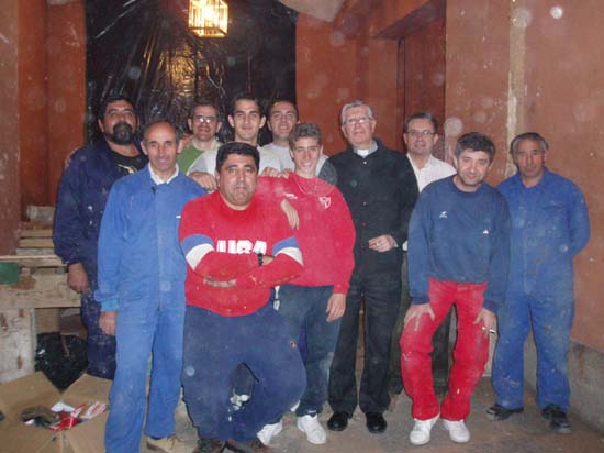 071103 41 El equipo de montaje