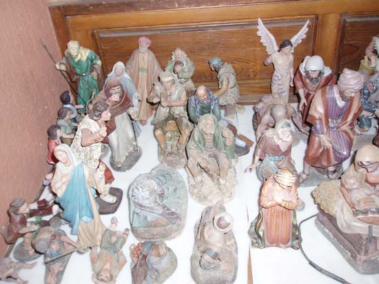 071124 54 Exposicion de figuras