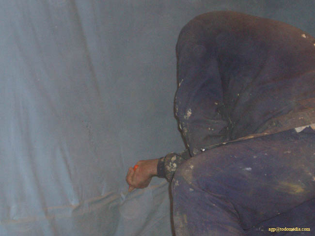 090130 31 Empezamos a quitar el telon a las 19 40