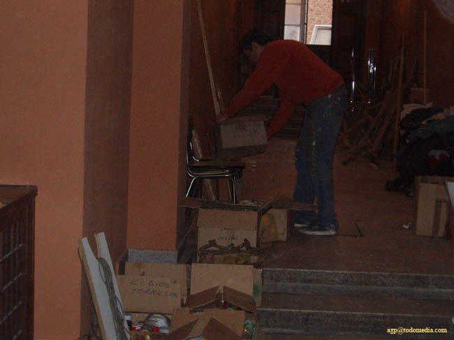 090130 4 Cajas preparadas para guardarl