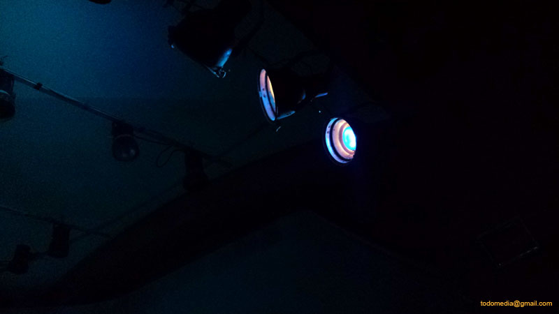 151120 (38) Colocacion de focos luz ambiente dia