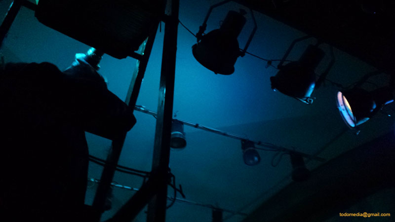 151120 (39) Colocacion de focos luz ambiente dia