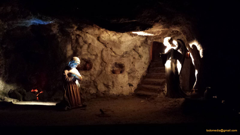 02_151219 3 (113) Escena de Anunciacion a Maria